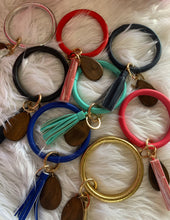 Load image into Gallery viewer, KEYCHAIN BANGLES
