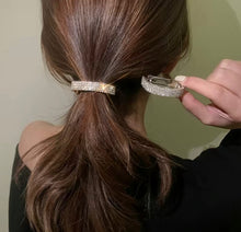 Load image into Gallery viewer, Rhinestone Ponytail Clip
